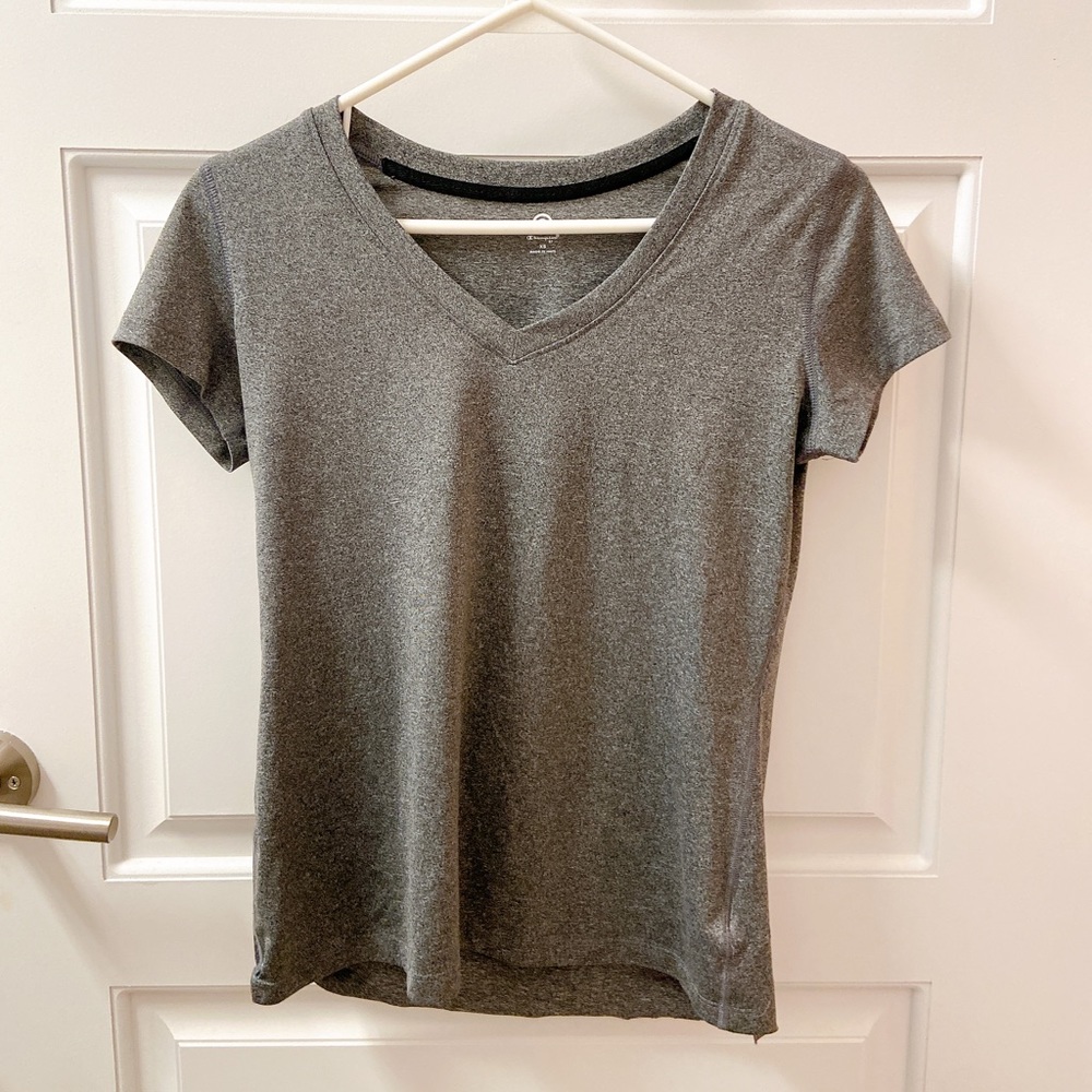Gray work out shirt